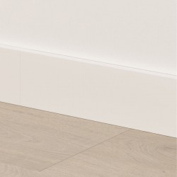 Petite plinthe blanche...