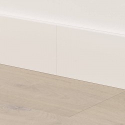 Plinthe grande blanche...